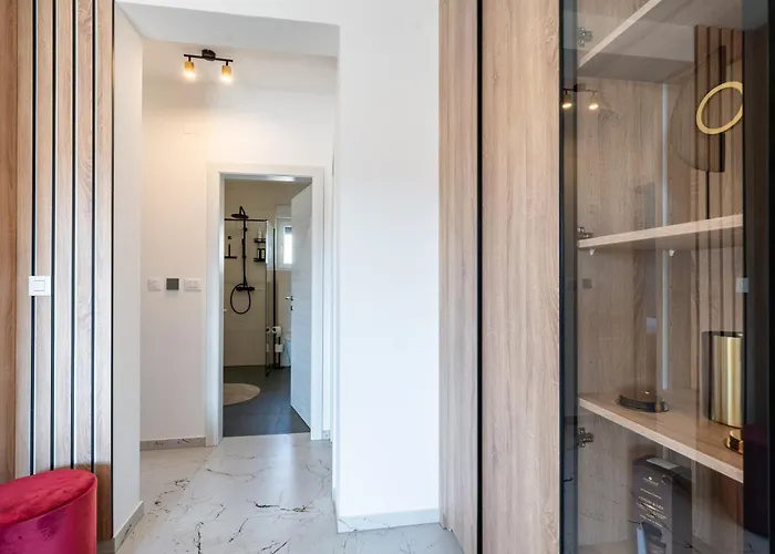 Above 公寓 特罗吉尔